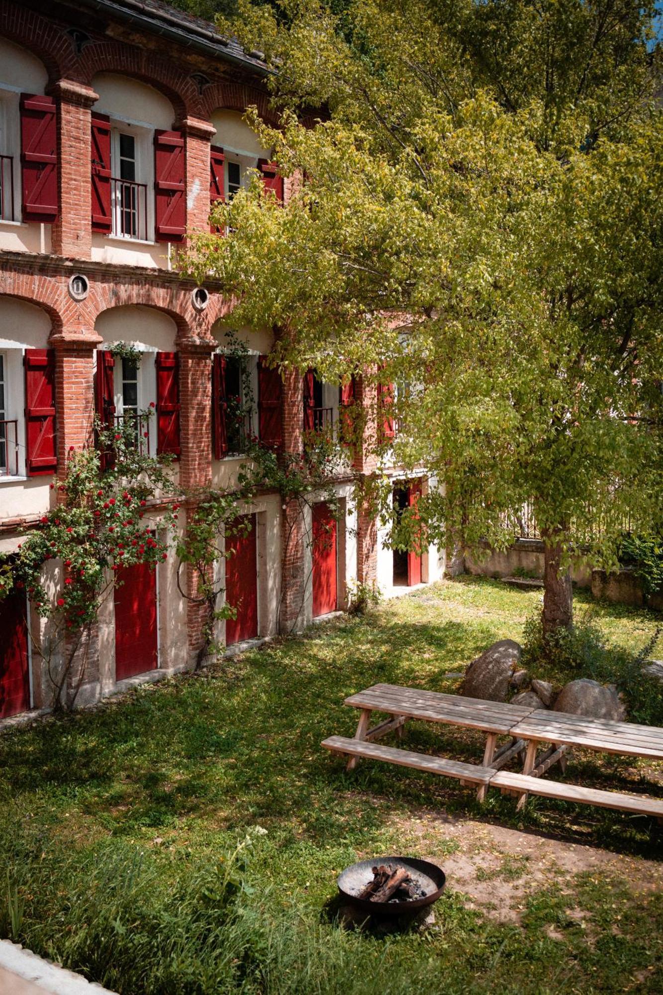 La Grande Maison Rouge Angoustrine Esterno foto